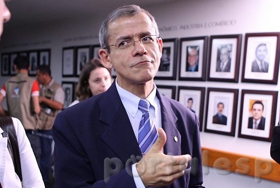 Nazareno reage a Marllos:”ele não era deputado quando destinei emendas”