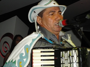 Bel Lima vai animar show no Clube Recreativo