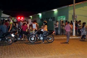 Ex-marido atropela e acerta três disparos em dona de casa
