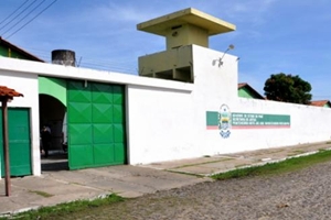 Presos serram grades e fogem da Penitenciária Mista de Parnaíba