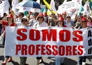 Trabalhadores em Educação fazem paralisação nesta quinta-feira