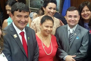 Regina Sousa, de quebradeira de coco a 1ª senadora do Piauí