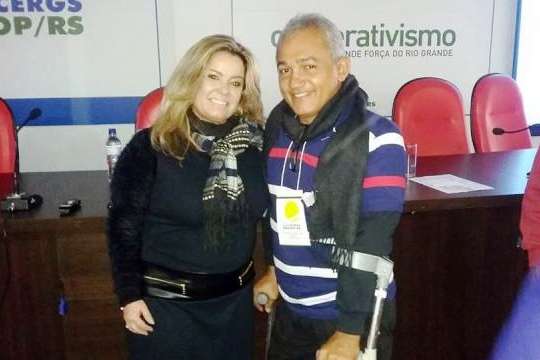 Paulo Brasil é convidado a conhecer Faculdade de Cooperativismo no RS