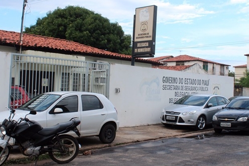 Mulher mata atual companheira de ex-marido a facadas