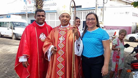 Prefeita Vilma Amorim e vereadores dão boas vindas ao padre Jeremias