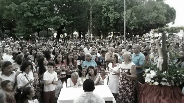 Levante do mastro do Festejo de São Sebastião 2018