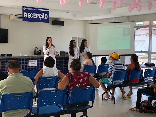 Alunos do 9º período desenvolvem ações em alusão ao mês das mulheres