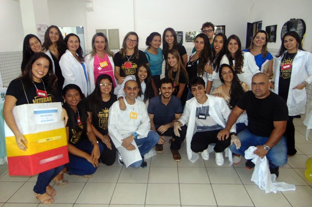 Alunos de Farmácia da CHRISFAPI desenvolvem ações em alusão à Campanha 5 de Maio