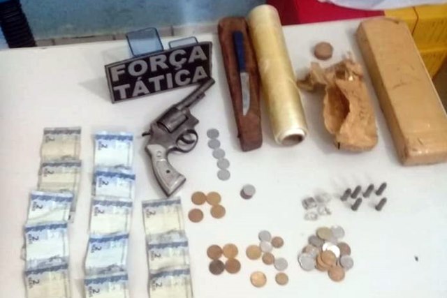 Polícia prende homem com arma, drogas e dinheiro em Esperantina