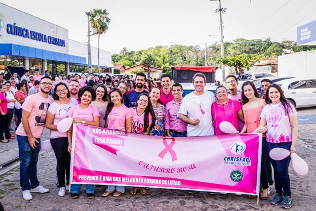 Curso de Enfermagem da Faculdade Chrisfapi promove a 3ª edição da caminha em alusão ao Outubro Rosa