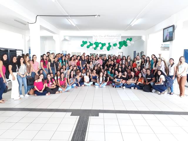 Curso de Fisioterapia da Faculdade Chrisfapi desenvolve ação em homenagem ao dia do fisioterapeuta