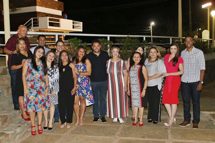Alegria e clima de festa marcam confraternização da Faculdade Chrisfapi em alusão ao “Dia do Professor”