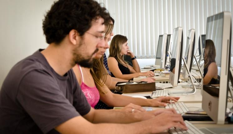 Google disponibiliza duas mil bolsas de estudo