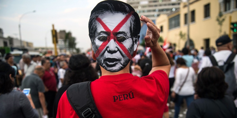 O que acontece quando um presidente fecha o STF e o Congresso? É só olhar para o Peru