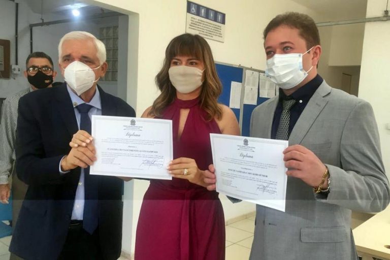 Diplomação de Ivanária Sampaio