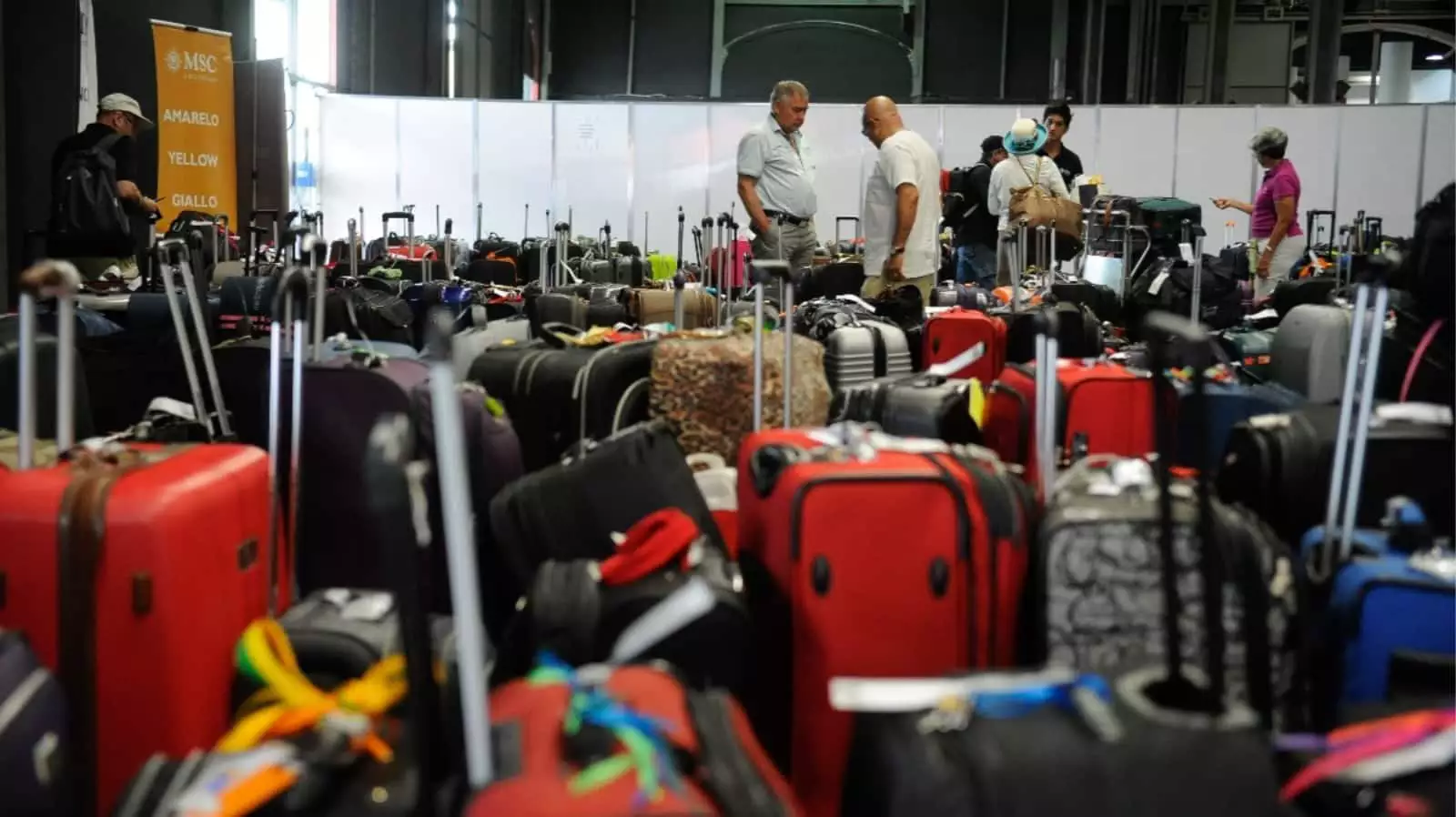 Volta do despacho gratuito de bagagens em voos no Brasil é vetada pelo governo federal