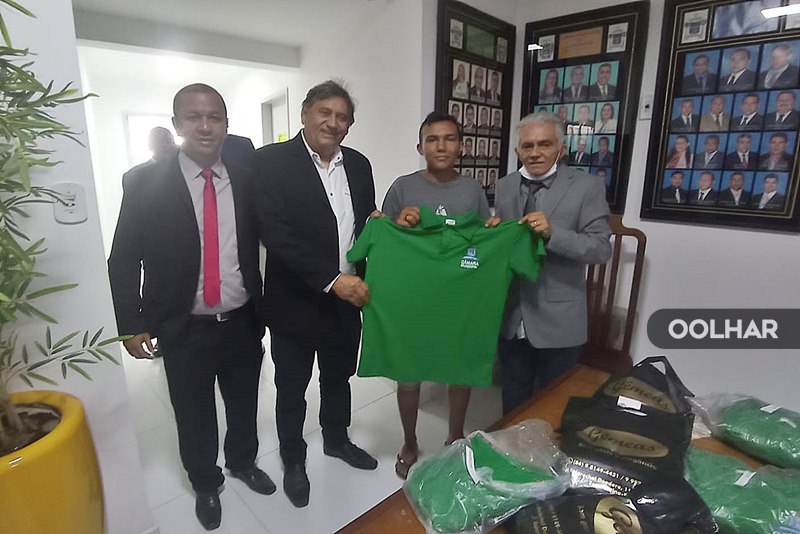 Entrega de fardamento