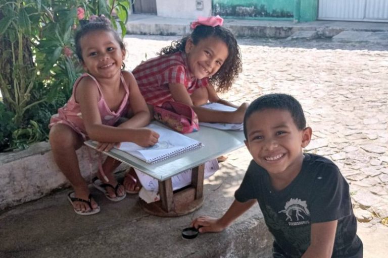 irmãos