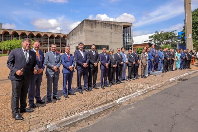 deputados da alepi
