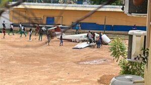 queda de aviao