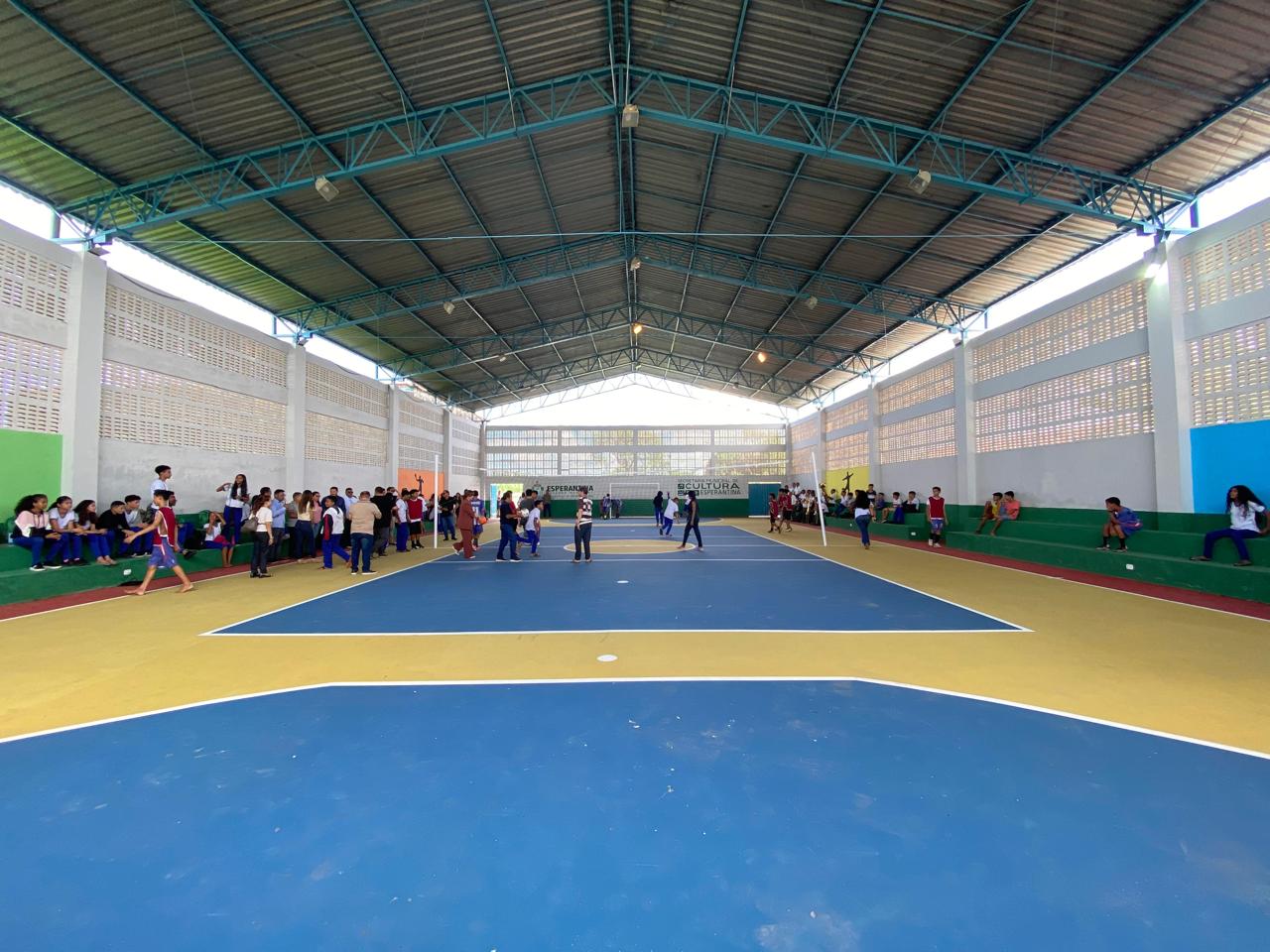 Prefeitura de Esperantina entrega reforma do Ginásio da Nova Esperança