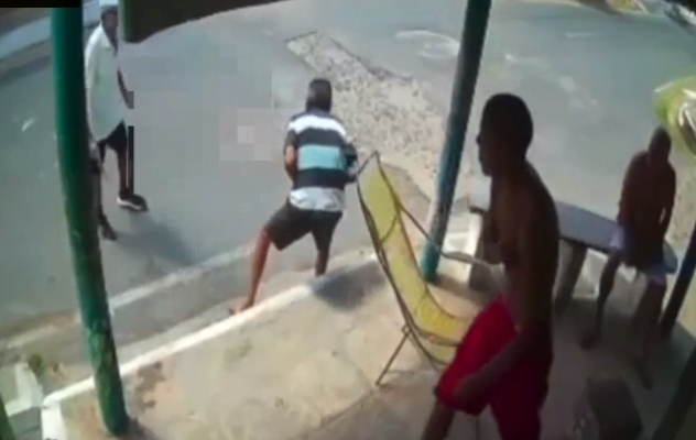 VÍDEO: idoso é preso após esfaquear filho durante discussão em Parnaíba