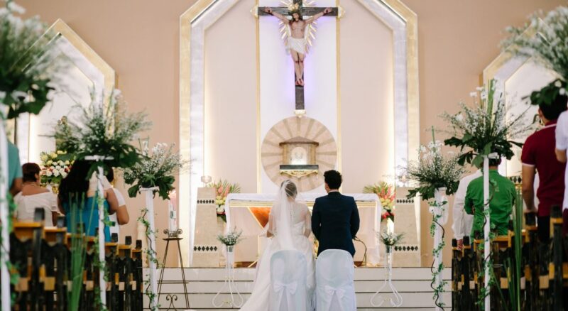 Igreja Católica cria novas regras para casamentos e agora pode anular cerimônias