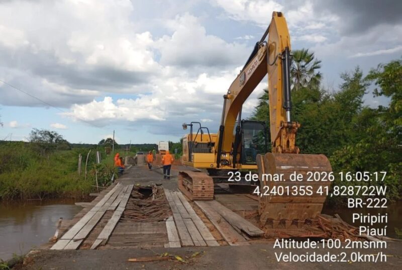 Ponte na BR-222 entre Piripiri e Batalha é demolida para construção de estrutura de concreto