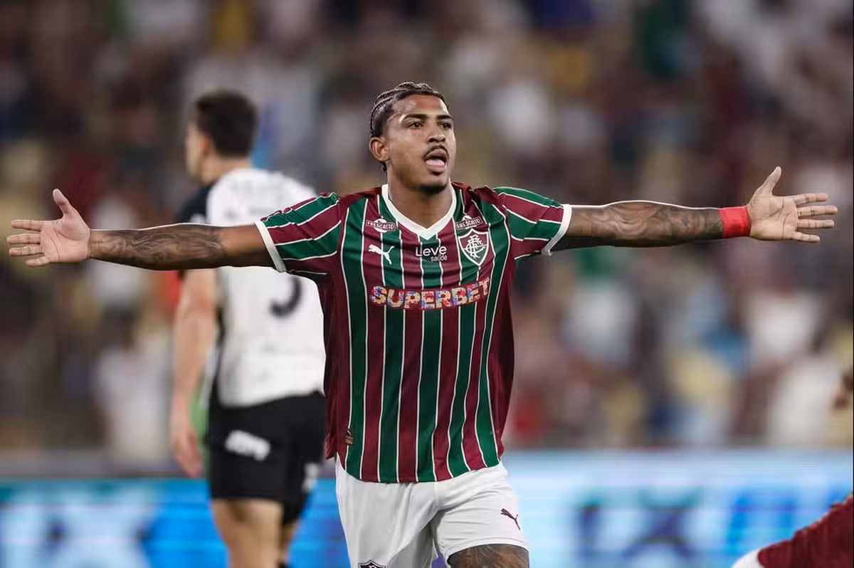 Onde assistir a Fluminense x Vitória pelo Brasileirão e aos outros jogos deste sábado (9)