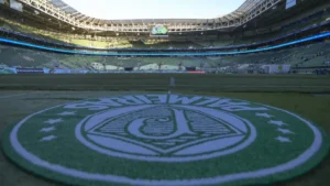 Palmeiras encaminha contratação de meia português que estava na Inglaterra