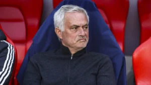 Mourinho quebra o silêncio: "Amo o Real Madrid, por isso é que vou volto"